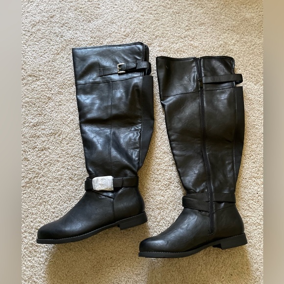 Torrid women’s size 9WW black boots - Picture 5 of 5
